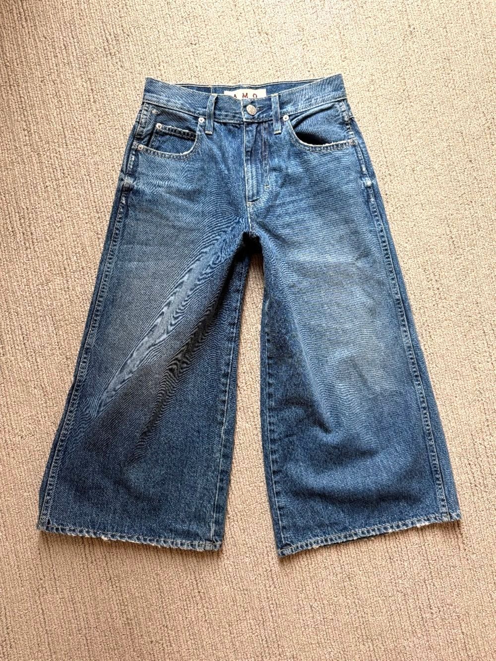AMO Gabriella High-Waisted Short Crop Culotte Jeans Sz 26 NWT $292!! - Picture 4 of 6